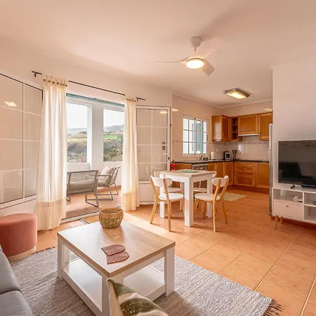 Eagle's Perch In Apartment *